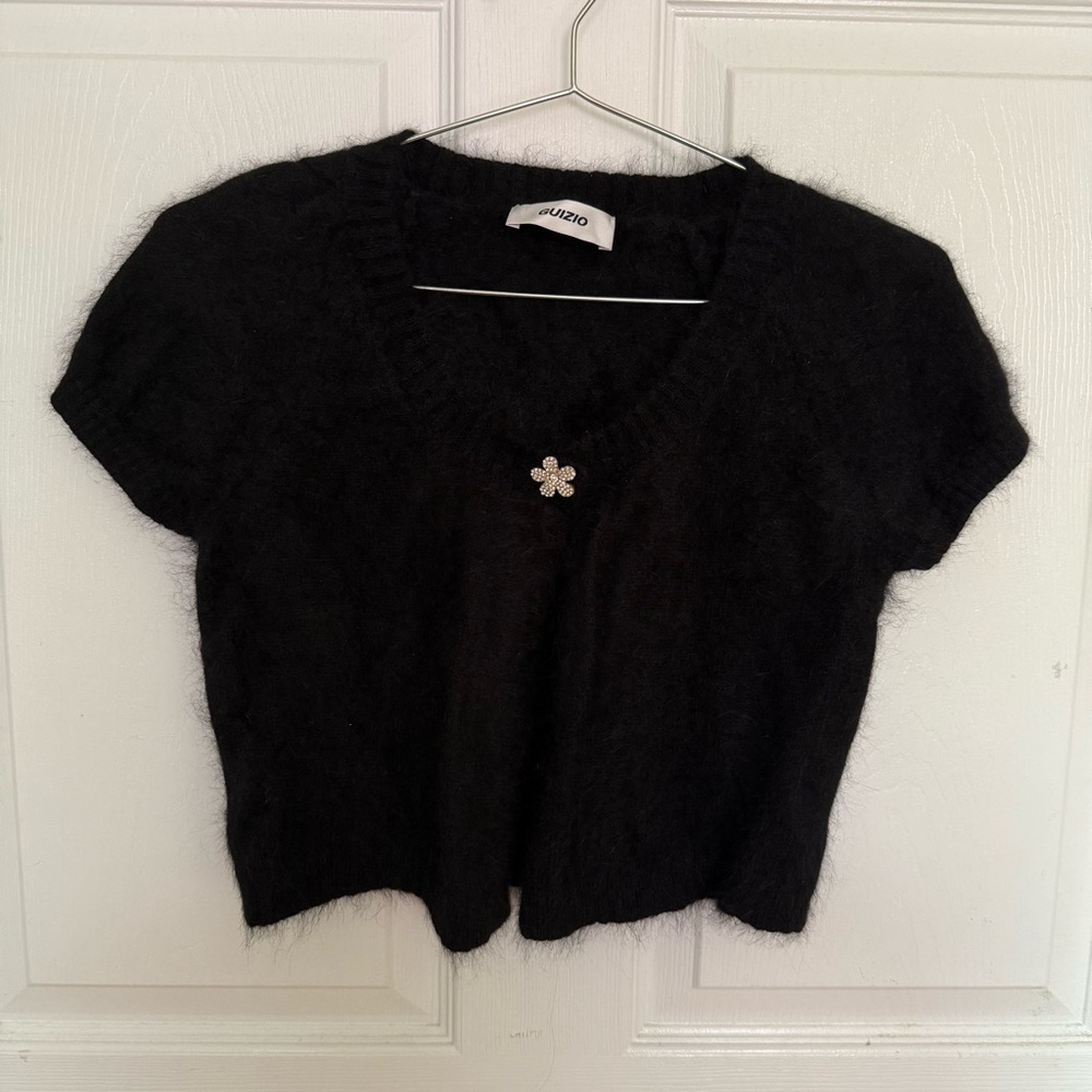 Danielle Guizio Black Fuzzy Short Sleeve Sweater with Flower Clasp Size Medium